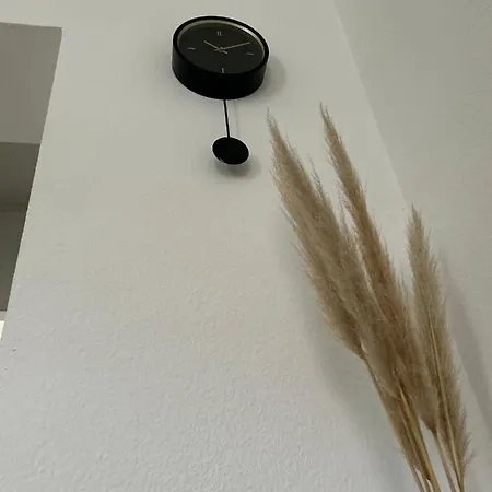 Europa Naehe Duesseldorf Messe, Airport Krefeld
