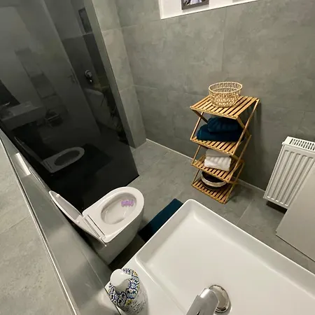 Europa Naehe Duesseldorf Messe, Airport * Krefeld